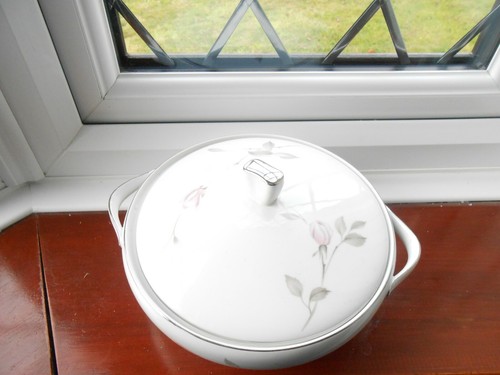 Narumi pink rose platinum rim