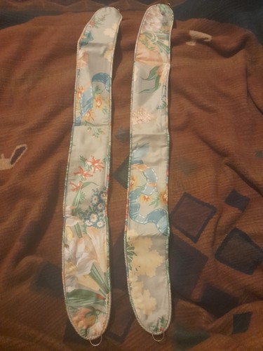 Vintage 1980s floral curtain