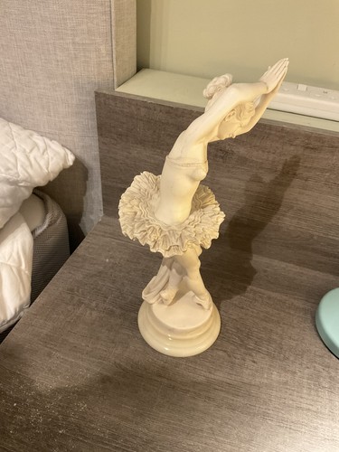 1989 vintage italian ballerina - 1989,