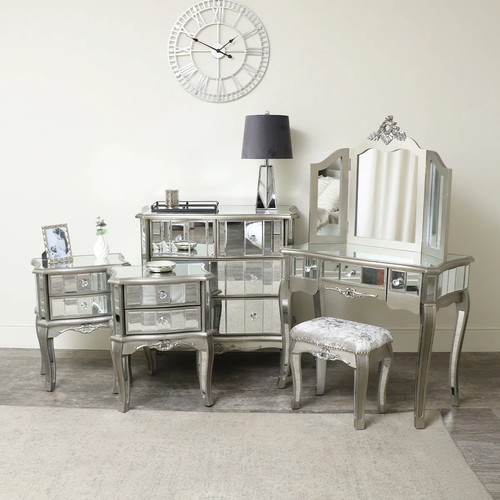 Silver mirrored bedroom