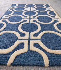 Luxurious Traditional Hand