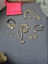 Jewellery Bibi.