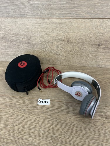 Beats dre solo white - by,