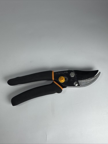 Fiskars cut capacity - 5/8,