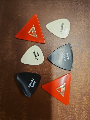 Triumph rik emmett mike - &,