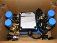 Wickes Twin Impeller 3 Bar Brass Shower Pump Heavy Duty