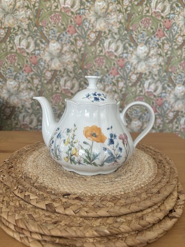 Cottagecore jasmin teapot - jasmin,