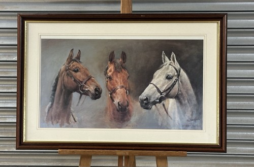 Horse racing we three - horse,
