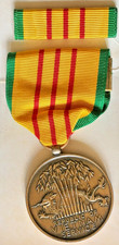UNITED STATES Republic of Vietnam War Service Medal & Ribbon Bar in Box of Issue