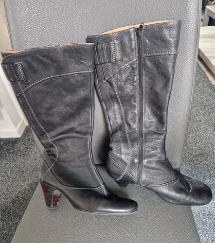 Clarks size knee high - size, boots