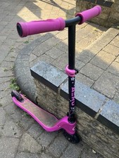 Aero C1 LED Scooter Pink with Light-Up Wheels and Handlebar Grips
