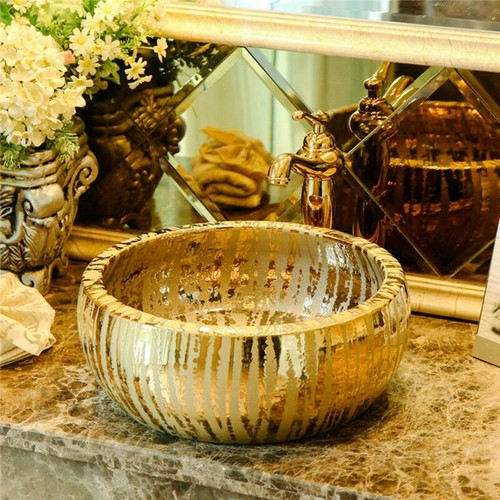 Gold waterfall bathroom - gold,