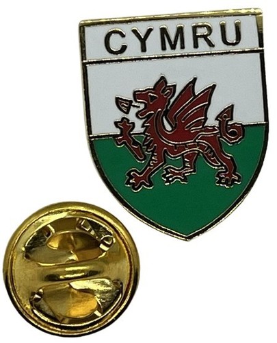 Cymru pin badge - cymru, dragon