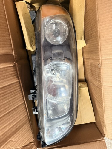 Volvo xc70 headlight - xc70,