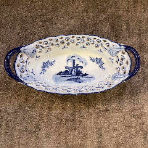 Delft blue oval trinket - delft,