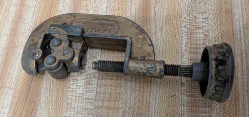 Vintage pipe cutter excellent - pipe,