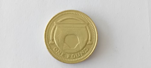 2006 qell egyptian arch - £1,