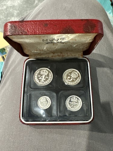 1986 maundy coin - maundy, in