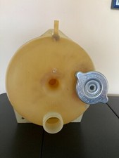 Porsche 928 coolant expansion tank part no 92710625600 for RHD Vehicle