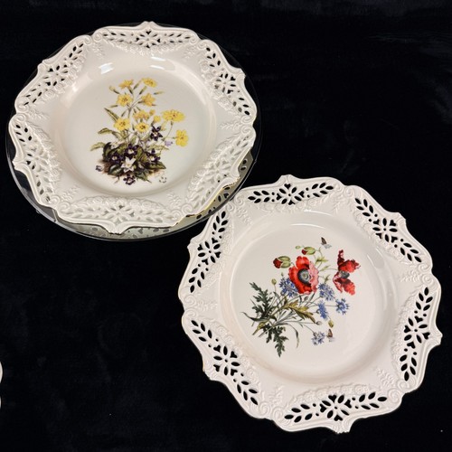 Royal creamware floral - royal,