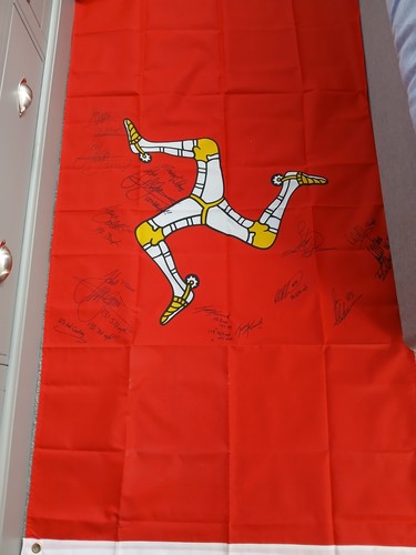 Multi signed isle man - isle, tt