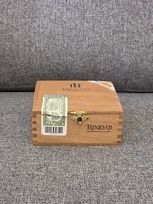 Empty Wooden Cigar Box Storage Decorative - Trinidad 12 Vigia Habana Cuba
