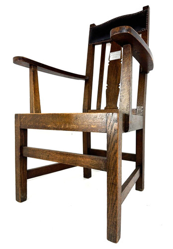 Antique solid oak wood carver - solid,