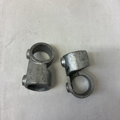Scaffold tee connector qty - qty, 2