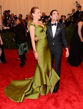 Uma Thurman Zac Posen Costume