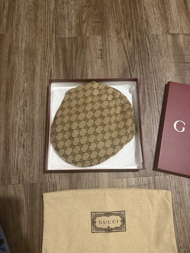 Gucci monogram newsboy - gucci, cap
