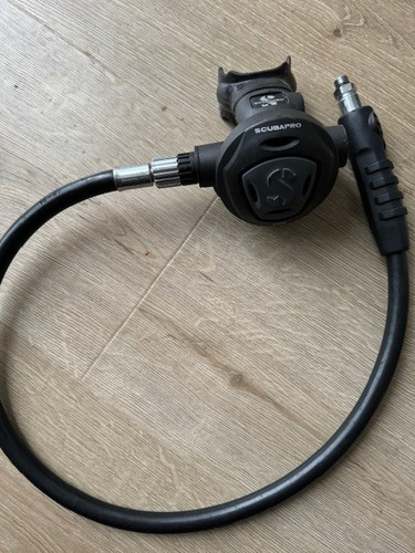 Scuba diving scubapro r295 - scuba,