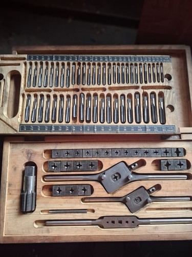 Vintage tap and die set - set, with
