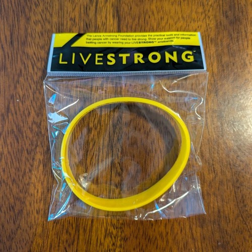 Livestrong yellow silicone - livestrong,