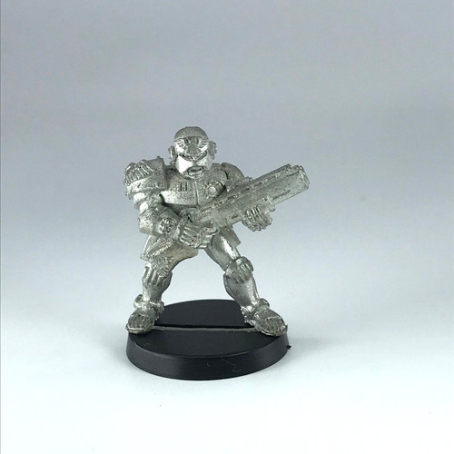 Adeptus arbites with shotgun - arbites,