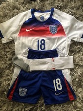 Kids 2025 England Full Kit With Socks Age 9-10 Years