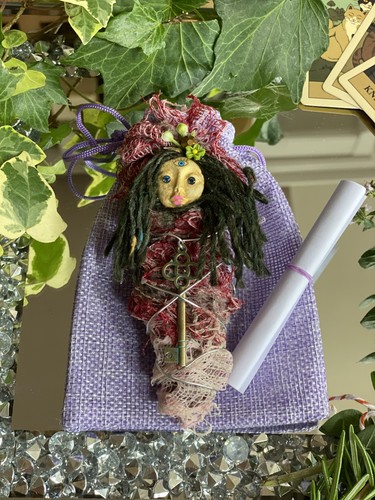 Spirit doll artist healing - ,