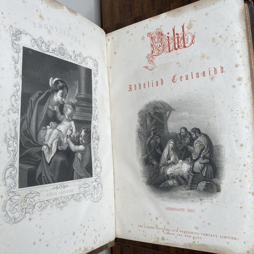 Huge folio welsh - huge,
