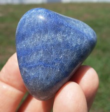 Blue DUMORTIERITE in Quartz
