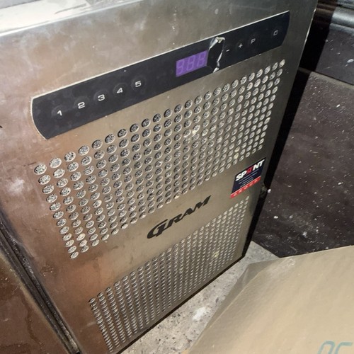 Gram commercial fridge - commercial,