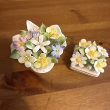 Royal Doulton Spring Posy Miniature 1 Vases Book  1 Leaf Bowl Bone China Damaged