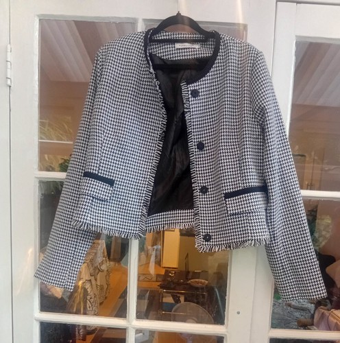 New not worn womens skirt - worn, suit