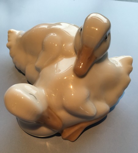 Nao lladro pair resting - of,