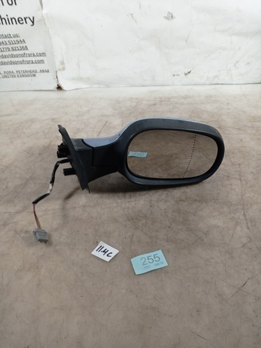 Nissan micra k11 driver side - nissan,