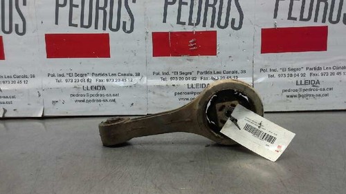 Rear engine support - rear, /