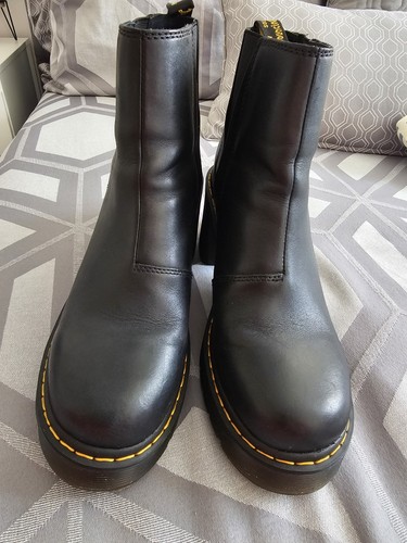 Martens heeled chelsea - dr,