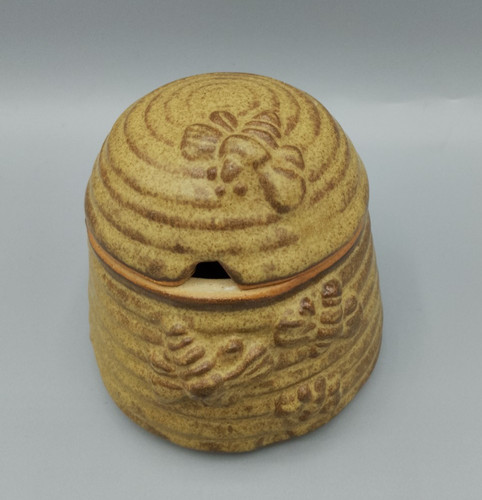 Charmouth pottery honey - charmouth, pot