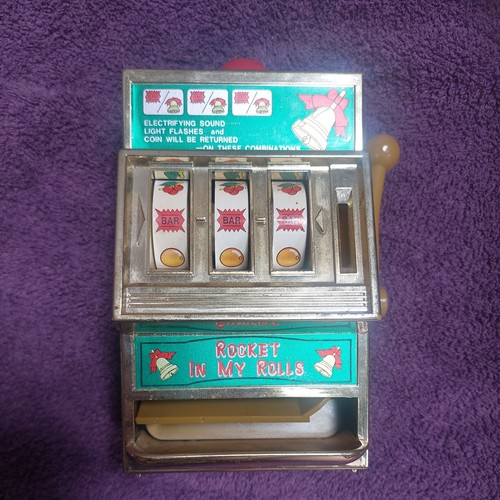 Fruit machine slot - /,