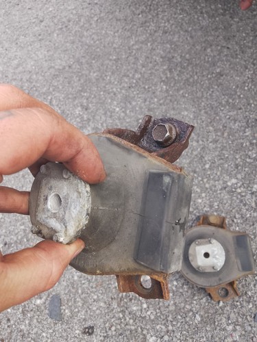Mazda rx8 engine mounts/