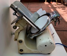 Globe Vintage Slicing Machine, Globe Model 260 Slicing Machine, As Photos Shown
