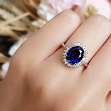 3.20Ct Oval Cut Blue Sapphire